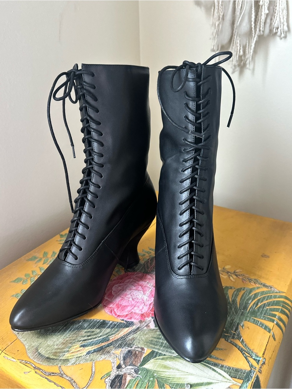Edwardian Lace-Up Mid-Calf Heeled Boots - Women's Fashion